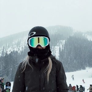 Women’s White Oakley Goggles